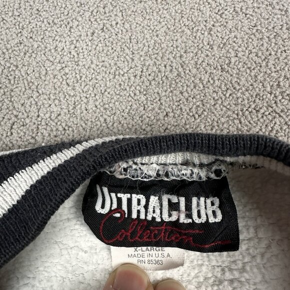 Vintage Pug Sweatshirt Dog Heavyweight XL Comfy Baggy Cute Crewneck USA - Picture 3 of 7